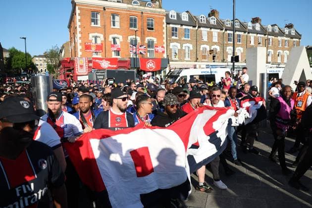ARSENAL - PSG PHOTOPQR LE PARISIEN Le Parisien Arnaud Journois ; LONDRES ; 29 04 2025 ; Football, Ligue des Champions Uefa, demi-finale aller. Londres (Angleterre) Emirates Stadium le 29 avril 2025. Arsenal FC - Paris Saint-Germain (PSG). Supporters parisiens Photo Le Parisien Arnaud Journois