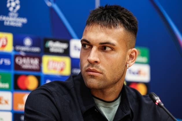 April 29, 2025, Barcelona, Barcelona, SPAIN: Lautaro Martinez of FC Internazionale attends his press conference, PK, Pressekonferenz during the training day of FC Internazionale Milano ahead the UEFA Champions League, football match against FC Barcelona, Barca at Estadi Olympic Lluis Companys on April 29, 2025 in Barcelona, Spain. Barcelona SPAIN - ZUMAa181 20250429_zaa_a181_437 Copyright: xJavierxBorregox