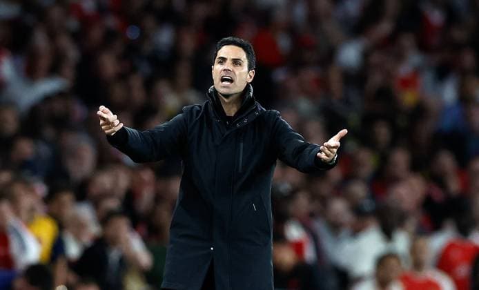 Mikel Arteta the Arsenal manager rages on the sidelines Arsenal v Paris Saint-Germain, Football, UEFA Champions League, Semi-Final 1st Leg, Emirates Stadium, Islington, London, UK - 29 04 2025 Editorial use only  Copyright: xMattxImpey Shutterstockx 15276217t