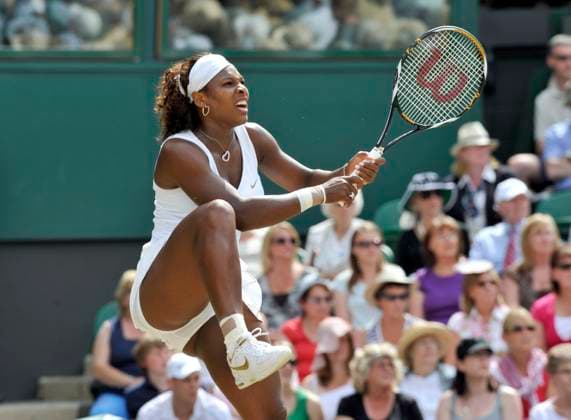 WIMBLEDON 2009 WIMBLEDON 2009 10th DAY. 3 7 09. WOMEN S FINAL SERENA WILLIAMS V VENUS WILLIAMS PICTURE DAVID ASHDOWN Copyright: xDAVIDxASHDOWNx DMGTCHPDPICT000411635020