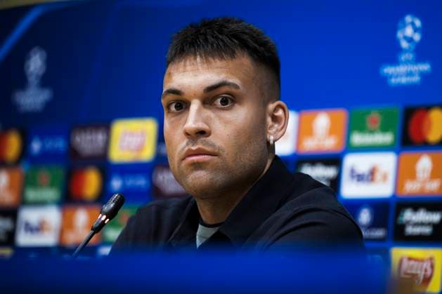 FC Internazionale press conference, PK, Pressekonferenz Lautaro Martinez of FC Internazionale looks on during the press conference of FC Internazionale on the eve of the UEFA Champions League 2024 25 semi-final first leg football match against FC Barcelona, Barca Barcelona Spain Copyright: xNicolòxCampox