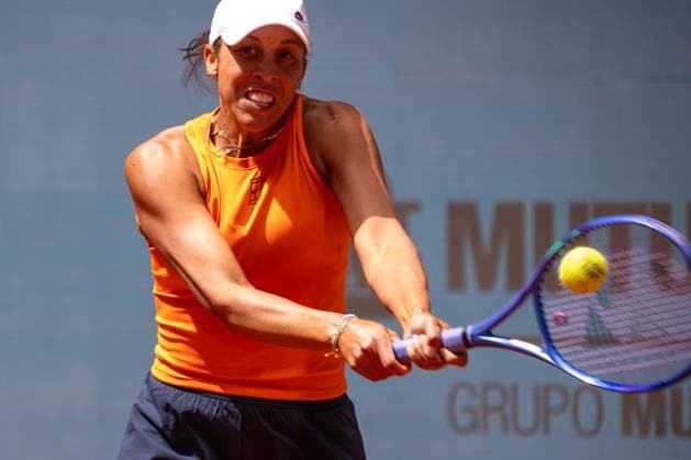 Mutua Madrid Open, in Madrid, Spain - 29 Apr 2025 American Madison Keys plays against Croatian Donna Vekic (Not in view) during a match at the 2025 Mutua Madrid Open, held at La Caja Mágica. Final score: 6-2 6-3 for Madison Keys. Madrid Spain Copyright: xDavidxCanalesx xSOPAxImagesx DCOpenMadridKeysVekic-08