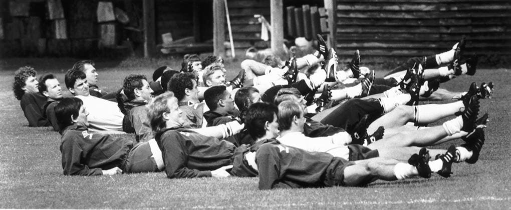 Archivbilder der Woche SPORT KW18 England v Uruguay The England football team in training at Bisham Abbey for the final World Cup warm up match against Uruguay at Wembley Copyright: xDavidxAshdownx DMGTCHPDPICT000349144441