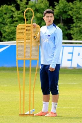 DEU, DFL, 2. FBL Hertha BSC, Training, 30.04.2025, Sportforum, Berlin, DEU, DFL, 2. FBL Hertha BSC, Training, im Bild Ibrahim Maza (Hertha BSC Berlin 10) DFL - regulations prohibit any use of Photographs as image sequences and or quasi-video