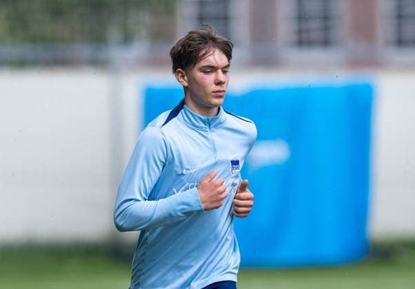 Fussball, Herren, Saison 2024 25, 2. Bundesliga, Hertha BSC, Training, Kennet Eichhorn (Hertha BSC), 30.04. 2025,