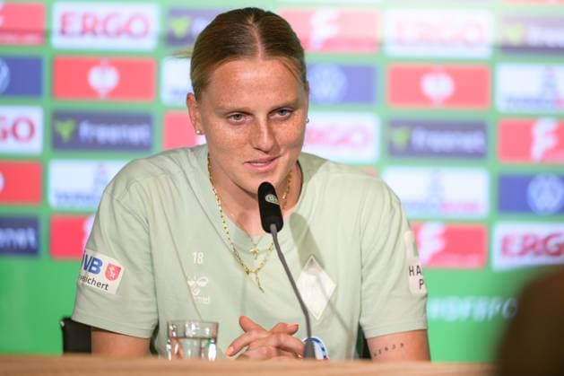 Fußball, DFB Pokal Frauen, 20250430, Pressekonferenz MD-1 FC Bayern München - SV Werder Bremen. Im Bild Lina HAUSICKE (Bremen, 18). Köln Rhein-Energie Stadion Nordrhein-Westfalen Deutschland Copyright: Passion2Press MarkusxFischerx
