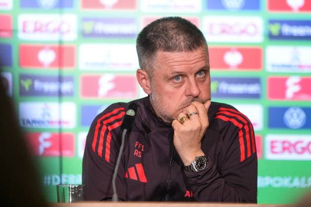 Fußball, DFB Pokal Frauen, 20250430, Pressekonferenz MD-1 FC Bayern München - SV Werder Bremen. Im Bild Trainer Bayern Alexander STRAUS. Köln Rhein-Energie Stadion Nordrhein-Westfalen Deutschland Copyright: Passion2Press MarkusxFischerx