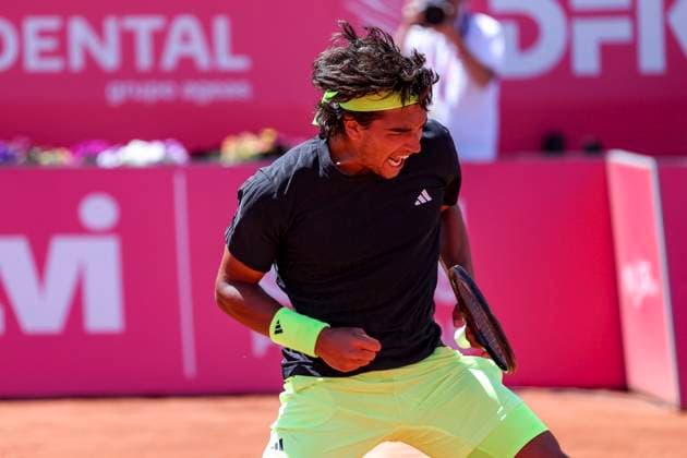 Estoril,Portugal, April 30th, 2025: Henrique Rocha (Portugal) in action celebrating during the game between Henrique Rocha (Portugal) vs Nicolas Jerry (Chile) at Estadio Millennium - Clube de Tenis do Estoril,Estoril,Lisbon on April 30th 2025 (Joao Bravo SPP) Copyright: xJoaoxBravoxx xSPPx spp-en-JoBr-JBF-6711