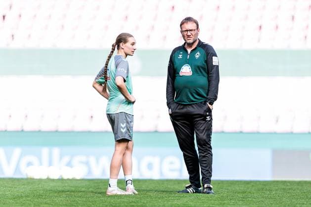 45. DFB-Pokal Finale der Frauen: FC Bayern München - SV Werder Bremen Abschlusstraining SV Werder Bremen; 30.04.2025 Thomas Horsch (Trainer SV Werder Bremen) 45. DFB-Pokal Finale der Frauen: FC Bayern München - SV Werder Bremen Abschlusstraining SV Werder Bremen; Köln, RheinEnergiestadion, 30.04.2025 Copyright: xBEAUTIFULxSPORTS Wunderlx