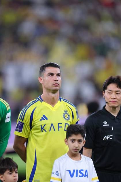 Al-Nassr FC vs Kawasaki Frontale - AFC Champions League Elite Semi Finals JEDDAH, SAUDI ARABIA - April 30: Cristiano Ronaldo of Team Al-Nassr FC during line up prior to the AFC Champions League Elite Semi Finals match between Al-Nassr FC and Kawasaki Frontale at King Abdullah Sports City Stadium on April 30, 2025 in Jeddah, Saudi Arabia. Jeddah Saudi Arabia Copyright: xAbdullahxAhmedx