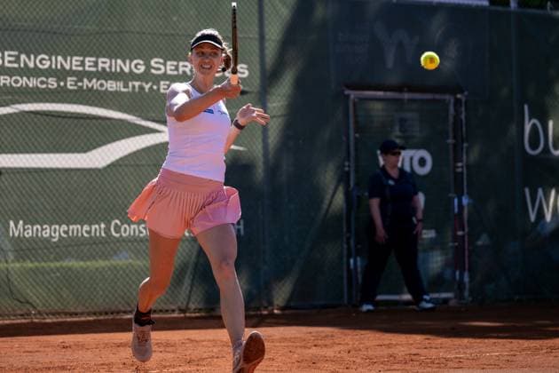 30.04.2025, GER, Frauen, ITF World Tennis Tour - Wiesbaden Tennis Open - Runde der letzten 32 - Einzel Mona Barthel (GER) während des Spiels. Wiesbaden-Nordenstadt T2 Sports Health Club Hessen Deutschland