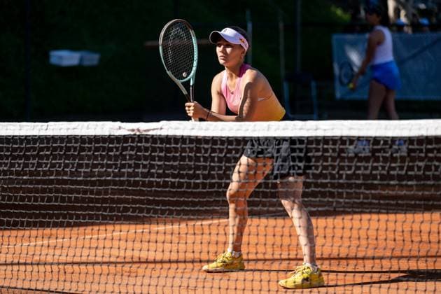 30.04.2025, GER, Frauen, ITF World Tennis Tour - Wiesbaden Tennis Open - Runde der letzten 16 - Doppel Nachwuchstalent Julia Stusek (GER) während des Spiels. Wiesbaden-Nordenstadt T2 Sports Health Club Hessen Deutschland