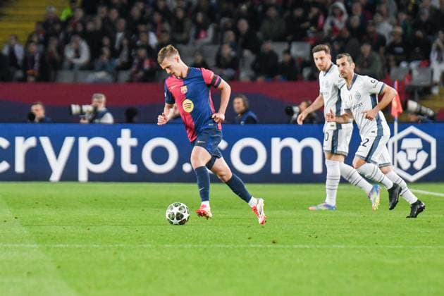 CALCIO - UEFA Champions League - FC Barcelona, Barca vs Inter - FC Internazionale 20 Dani Olmo of Barcellona in action during Round 1 of Semifinal, UEFA Champions League 24 25 at Stadio olimpico Lluis Companys. Barcellona Barcelona Spain  Copyright: xIPAxSport ABACAx