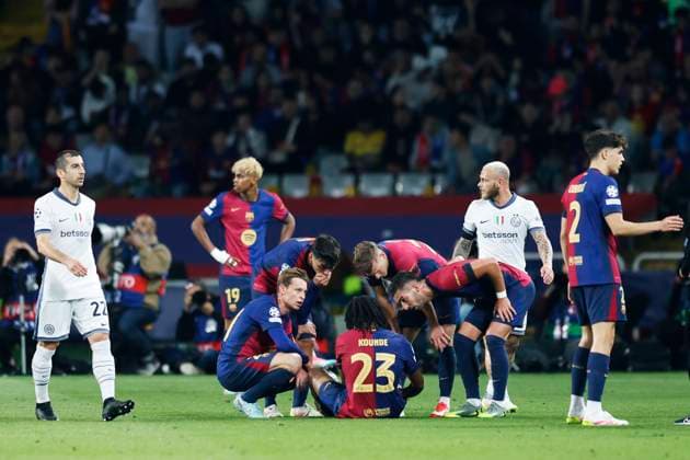 Jules Kounde, Frenkie de Jong, Pedri (Barcelona), APRIL 30, 2025 - Football Soccer : UEFA Champions League match between FC Barcelona, Barca 3-3 FC Internazionale Milano at the Estadi Olimpic Lluis Companys in Barcelona, Spain. Noxthirdxpartyxsales  (289168684)