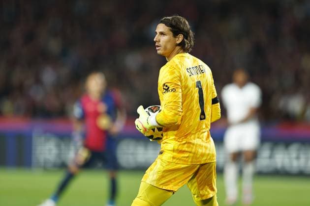 Yann Sommer (Inter), APRIL 30, 2025 - Football Soccer : UEFA Champions League Semi-finals 1st leg match between FC Barcelona, Barca 3-3 FC Internazionale Milano at the Estadi Olimpic Lluis Companys in Barcelona, Spain. Noxthirdxpartyxsales  (289172282)