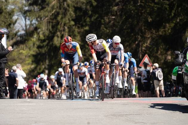 01.05.2025, xhfmx, Radsport Radklassiker 2025, Frankfurt - Eschborn Das Fahrerfeld überquert den Feldberg. (DFL DFB REGULATIONS PROHIBIT ANY USE OF PHOTOGRAPHS as IMAGE SEQUENCES and or QUASI-VIDEO) Frankfurt am Main