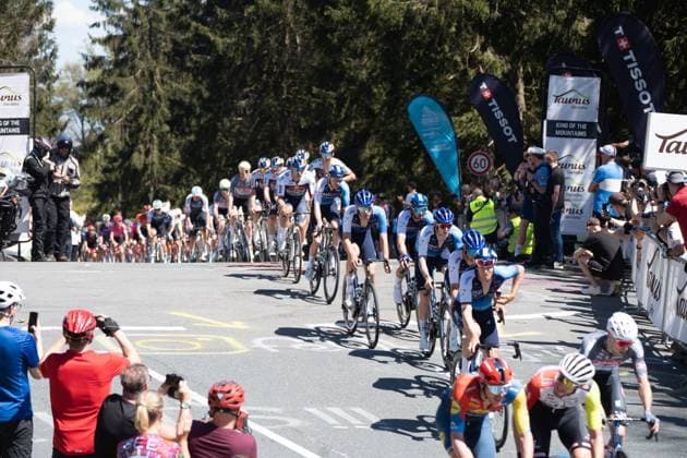 01.05.2025, xhfmx, Radsport Radklassiker 2025, Frankfurt - Eschborn Das Fahrerfeld überquert den Feldberg. (DFL DFB REGULATIONS PROHIBIT ANY USE OF PHOTOGRAPHS as IMAGE SEQUENCES and or QUASI-VIDEO) Frankfurt am Main