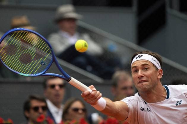 May 1, 2025, Madrid, Madrid, Spain: CASPER RUUD of Norway plays a forehand during his Men s Singles Quarter-Final match against DANIIL MEDVEDEV of Russia on Day Ten of the Mutua Madrid Open at La Caja Magica. Madrid Spain - ZUMAd308 20250501_zsp_d308_002 Copyright: xJuanxCarlosxLucasx