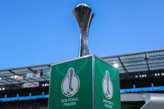 Fußball DFB Pokal Frauen Finale FC Bayern München - SV Werder Bremen am 01.05.2025 im RheinEnergieStadion in Köln DFB Pokal der Frauen DFB regulations prohibit any use of photographs as image sequences and or quasi-video.