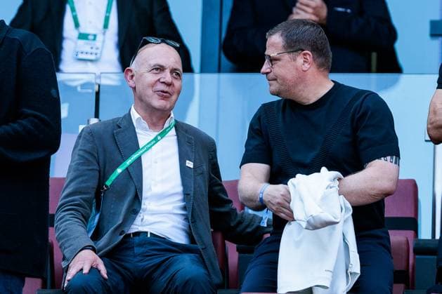 45. DFB-Pokal Finale der Frauen: FC Bayern München - SV Werder Bremen, 01.05.2025 Bernd Neuendorf (DFB Präsident) und Max Eberl (Sportvorstand FC Bayern München) 45. DFB-Pokal Finale der Frauen: FC Bayern München - SV Werder Bremen, Köln, RheinEnergiestadion, 01.05.2025 Copyright: xBEAUTIFULxSPORTS Wunderlx