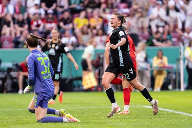 GER, DFB Pokal Finale Frauen, FC Bayern - Werder Bremen 01.05.2025, RheinEnergieSTADION, Köln, GER, DFB Pokal Finale Frauen, FC Bayern - Werder Bremen im Bild: Torjubel Jubel ueber das Tor zum 1:2 Anschlusstreffer durch Rieke Dieckmann (SV Werder Bremen, 22)