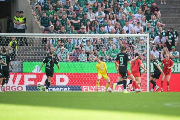 Fußball, DFB Pokal Frauen, 20250501, FC Bayern München - SV Werder Bremen. Im Bild Tor 3:1. Köln Rhein-Energie Stadion Nordrhein-Westfalen Deutschland Copyright: Passion2Press MarkusxFischerx
