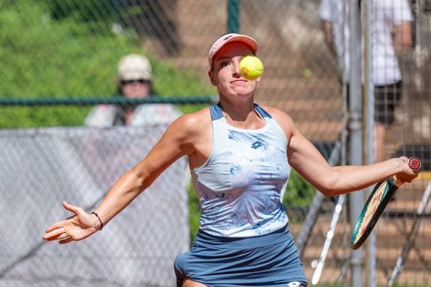 01.05.2025, GER, Frauen, ITF World Tennis Tour - Wiesbaden Tennis Open - Runde der letzten 16 - Einzel Darja Semenistaja (LAT) während des Spiels. Wiesbaden-Nordenstadt T2 Sports Health Club Hessen Deutschland