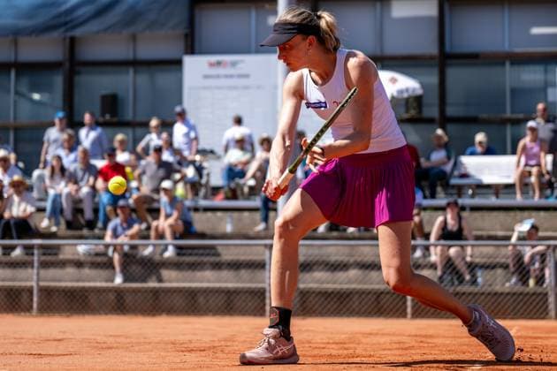01.05.2025, GER, Frauen, ITF World Tennis Tour - Wiesbaden Tennis Open - Runde der letzten 16 - Einzel Mona Barthel (GER) während des Spiels. Wiesbaden-Nordenstadt T2 Sports Health Club Hessen Deutschland