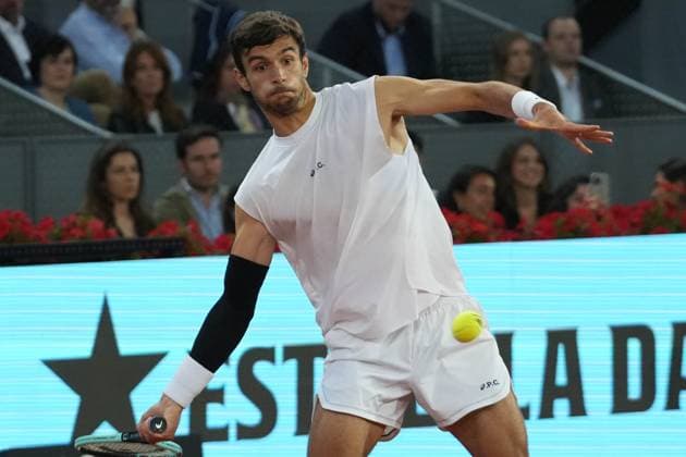 TENNIS - MUTUA MADRID OPEN 2025 Lorenzo Musetti of Italia during the Mutua Madrid Open 2025, ATP, Tennis Herren Masters 1000 and WTA, Tennis Damen 1000, tennis tournament on 01 May 2025 at Caja Magica in Madrid, Spain - Photo Laurent Lairys PSNEWZ MadridSpain  Copyright: xLaurentxLairysx