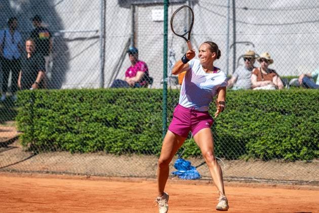 01.05.2025, GER, Frauen, ITF World Tennis Tour - Wiesbaden Tennis Open - Runde der letzten 16 - Einzel Hanne Vandewinkel (BEL) während des Spiels. Wiesbaden-Nordenstadt T2 Sports Health Club Hessen Deutschland