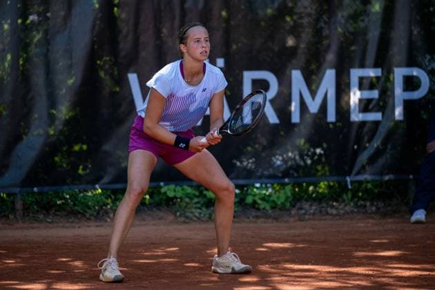 01.05.2025, GER, Frauen, ITF World Tennis Tour - Wiesbaden Tennis Open - Runde der letzten 16 - Einzel Hanne Vandewinkel (BEL) während des Spiels. Wiesbaden-Nordenstadt T2 Sports Health Club Hessen Deutschland