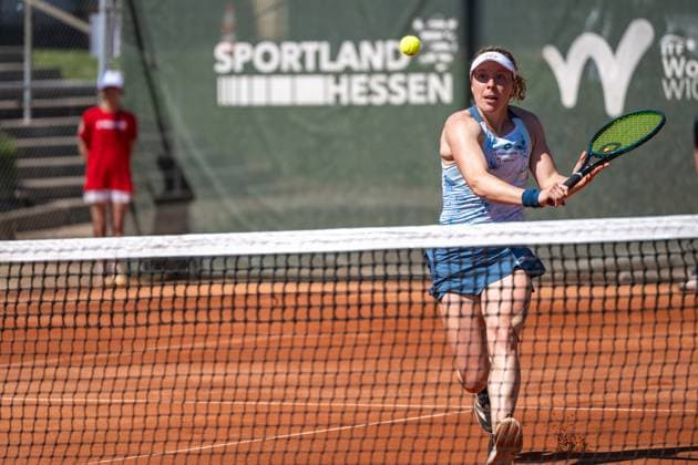 01.05.2025, GER, Frauen, ITF World Tennis Tour - Wiesbaden Tennis Open - Runde der letzten 16 - Einzel Anna-Lena Friedsam (GER) während des Spiels. Wiesbaden-Nordenstadt T2 Sports Health Club Hessen Deutschland