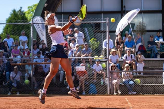 01.05.2025, GER, Frauen, ITF World Tennis Tour - Wiesbaden Tennis Open - Runde der letzten 16 - Einzel Julia Grabher (AUT) während des Spiels Wiesbaden-Nordenstadt T2 Sports Health Club Hessen Deutschland
