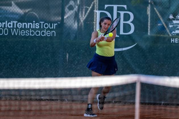 01.05.2025, GER, Frauen, ITF World Tennis Tour - Wiesbaden Tennis Open - Runde der letzten 16 - Einzel Jodie Anna Burrage (GBR) während des Spiels. Wiesbaden-Nordenstadt T2 Sports Health Club Hessen Deutschland