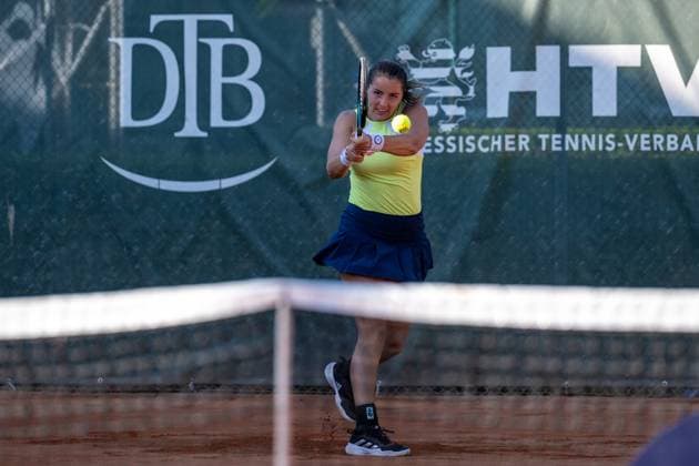 01.05.2025, GER, Frauen, ITF World Tennis Tour - Wiesbaden Tennis Open - Runde der letzten 16 - Einzel Jodie Anna Burrage (GBR) während des Spiels. Wiesbaden-Nordenstadt T2 Sports Health Club Hessen Deutschland