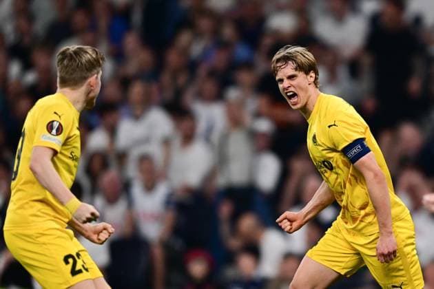 250501 Ulrik Saltnes of Bodo Glimt celebrates the 3-1 goal during the UEFA Europa League semi-final football match between Tottenham and Bodo Glimt on May 1, 2025 in London. Photo: Marius Simensen BILDBYRAN COP 238 MM0042 bbeng fotboll football soccer fotball uefa europa league semi-final semifinale bodo glimt tottenham tottenham hotspur fc spurs jubel Copyright: MARIUSxSIMENSEN BB250501BB874