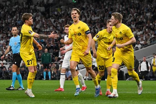 Tottenham Hotspur v Bodo Glimt Europa League 01 05 2025. Semi-Final leg 1 of 2 **GOAL** Bodo Glimt midfielder Ulrik Saltnes (14) shoots at goal and GOAL scores 3-1 and celebrates during the Europa League semi final first leg match between Tottenham Hotspur and Bodo Glimt at Tottenham Hotspur Stadium, London, United Kingdom on 1 May 2025. London Tottenham Hotspur Stadium London United Kingdom Editorial use only , Copyright: xSimonxTraylenx PSI-21977-0053