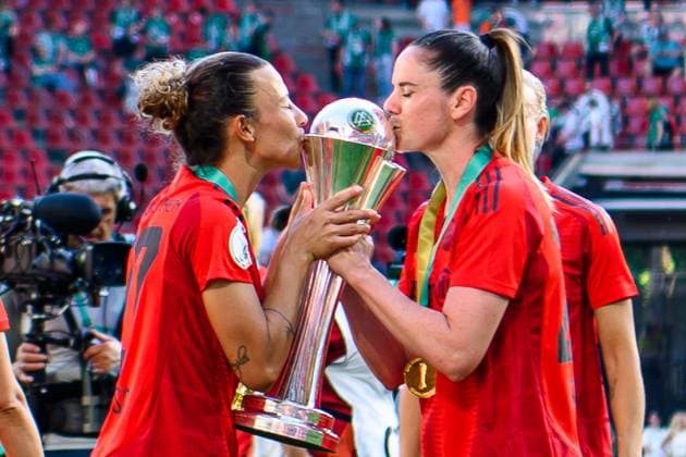 COLOGNE, GERMANY - 1 MAY, 2025: Arianna Caruso, Tainara - The DFB-Pokal Frauen (Germany Women Cup) match FC Bayern Munich vs SV Werder Bremen at Rhein Energie Stadion.  Copyright: xx