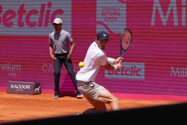May 1, 2025, Estoril, Portugal: Nicolas Jarry (C) plays against Gastao Elias (not visible) during the round of 16 of Millennium Estoril Open Challenger 175 tennis tournament at the Clube de Tenis do Estoril. Final score: Gastao Elias 1: 2 Nicolas Jarry. Estoril Portugal - ZUMAs197 20250501_aaa_s197_131 Copyright: xBrunoxdexCarvalhox