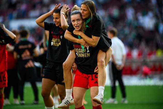 COLOGNE, GERMANY - 1 MAY, 2025: Sydney Lohmann, Anna Wellmann - The DFB-Pokal Frauen (Germany Women Cup) match FC Bayern Munich vs SV Werder Bremen at Rhein Energie Stadion.  Copyright: xx