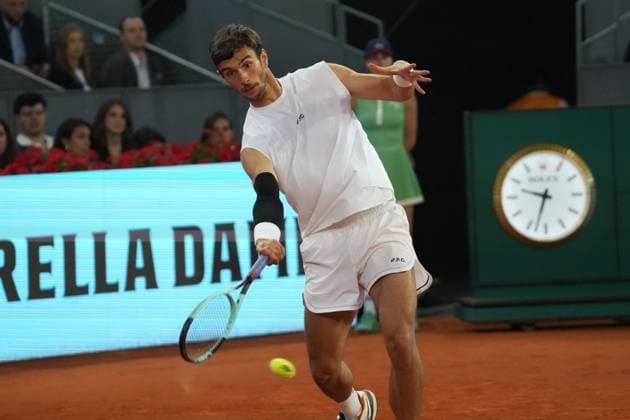TENNIS - MUTUA MADRID OPEN 2025 Laurent Lairys MAXPPP - Lorenzo Musetti of Italia during the Mutua Madrid Open 2025, ATP, Tennis Herren Masters 1000 and WTA, Tennis Damen 1000, tennis tournament on 01 May 2025 at Caja Magica in Madrid, Spain - Photo Laurent Lairys MAXPPP Madrid Spain  Copyright: xMAXPPPxLaurentxLairysx LLR202505018786 LLR202505018786