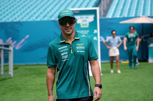 Formula 1 Crypto.com Miami Grand Prix 2025 01.05.2025, Miami International Autodrome, Miami, Formula 1 Crypto.com Miami Grand Prix 2025 ,im Bild Fernando Alonso (ESP), Aston Martin Aramco Cognizant Formula One Team