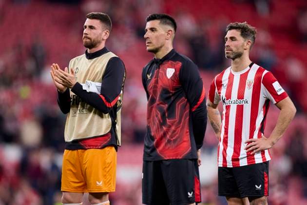 May 1, 2025, Bilbao, Vizcaya, SPAIN: Unai Simon, Yuri Berchiche and Yeray Alvarez of Athletic Club reacts during the UEFA Europa League 2024 25 Semi Final First Leg match between Athletic Club and Manchester United, ManU at San Mames on May 1, 2025, in Bilbao, Spain. Bilbao SPAIN - ZUMAa181 20250501_zaa_a181_328 Copyright: xRicardoxLarreinax