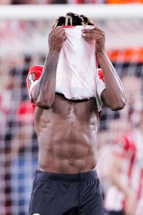 UEFA Europa league -Athletic Club vs Manchester United, ManU BILBAO, SPAIN - May 1:Nico Williams of Athletic Club de Bilbao reacts to Manchester United s third goal during the UEFA Europa League 2024 25 semifinal first Leg match between Athletic Club and Manchester United at San Mames Stadium. (Photo by G.M.) Bilbao San Mames Stadium Spain Copyright: xGuillermoxMartinezx