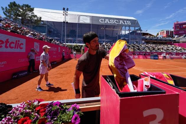 Millennium Estoril Open Challenger returns a ball to during the first round of Millennium Estoril Open Challenger 175 tennis tournament at the Clube de Tenis do Estoril. (Foto: Bruno de Carvalho Brazil Photo Press) Estoril Clube de Tenis do Estoril Lisboa Portugal Copyright: xBrunoxdexCarvalhox