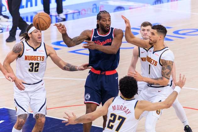 Sport Themen der Woche KW18 Sport Bilder des Tages May 1, 2025, Inglewood, California, USA: Kawhi Leonard 2 of the Los Angeles Clippers passes the ball as Michael Porter Jr. 1, Aaron Gordon 32 and Jamal Murray 27 of the Denver Nuggets defend during Round One Game Six of the 2025 NBA, Basketball Herren, USA Playoffs on Thursday May 1, 2025 at Intuit Dome Arena in Inglewood, California. ARIANA RUIZ PI Inglewood USA - ZUMAp124 20250501_zaa_p124_004 Copyright: xArianaxRuizx