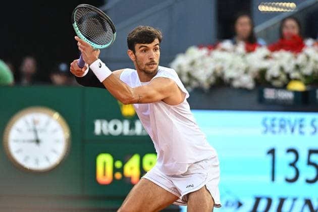 Mutua Madrid Open - Quarter-finals - Lorenzo Musetti Lorenzo Musetti (ITA) during his quarter final round match at the Mutua Madrid Open in Madrid, Spain, on May, 1, 2025. Photo by Corinne Dubreuil ABACAPRESS.COM Madrid Spain  Copyright: xDubreuilxCorinne ABACAx