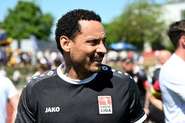 01.05.2025, xsvx, Fussball Tag der Legenden, Wiesbaden v.l. Jermaine Jones (DFL DFB REGULATIONS PROHIBIT ANY USE OF PHOTOGRAPHS as IMAGE SEQUENCES and or QUASI-VIDEO) Wiesbaden