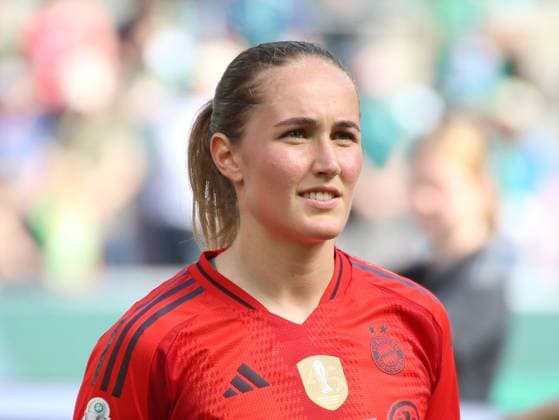 01.05.2025, xgrfx, Fussball DFB Pokalfinale der Frauen 2025, SV Werder Bremen - FC Bayern München v.l. Sydney Lohmann (FC Bayern München) (DFL DFB REGULATIONS PROHIBIT ANY USE OF PHOTOGRAPHS as IMAGE SEQUENCES and or QUASI-VIDEO) Köln