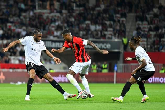 FOOTBALL : OGC Nice vs SR Reims - ligue 1 - 2 5 25 Reims™s forward 12 Jordan Siebatcheu and Nice™s midfielder 8 Pablo Paulino Rosario - French L1 football match between OGC NICE and STADE DE REIMS (SR) at Allianz Riviera Stadium of Nice, south France, on May 2, 2025. NICEFrance  Copyright: xfredxDIDES psnewzx